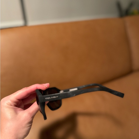 Dolce Gabbana sunglasses - Picture 7 of 9